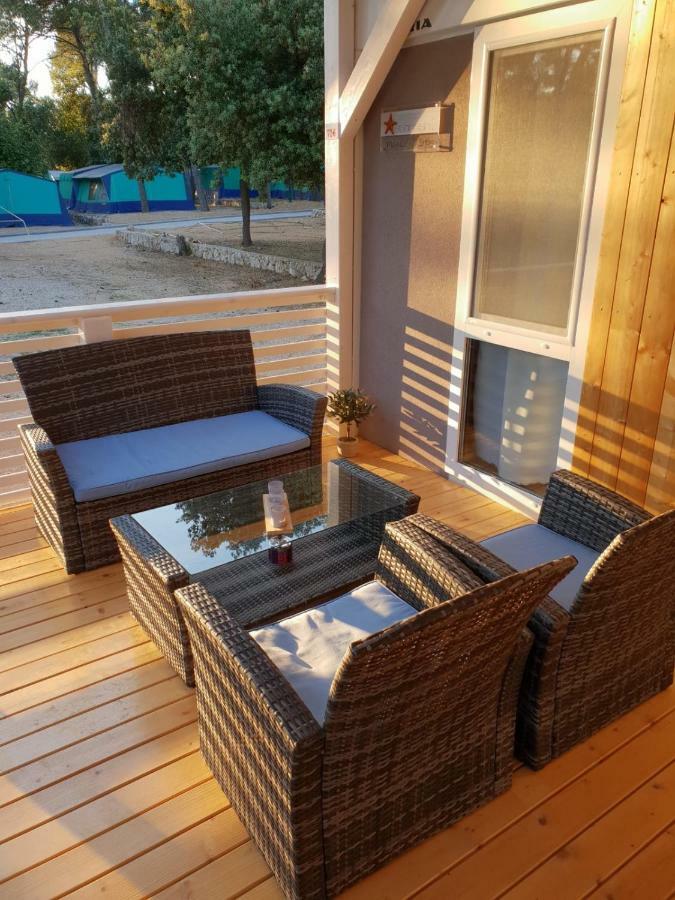 Mobile Home Seahorse Camp Soline Biograd Na Moru Esterno foto
