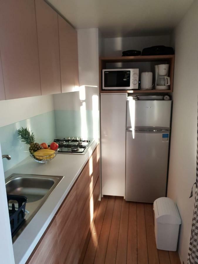 Mobile Home Seahorse Camp Soline Biograd Na Moru Esterno foto