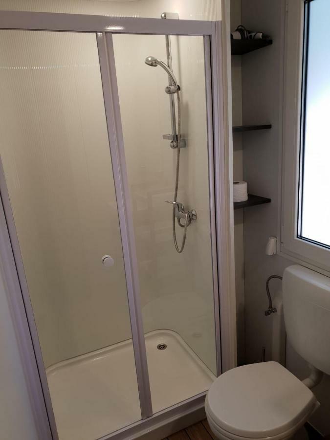 Mobile Home Seahorse Camp Soline Biograd Na Moru Esterno foto