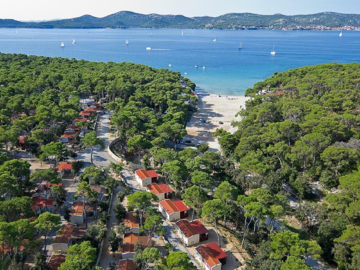 Mobile Home Seahorse Camp Soline Biograd Na Moru Esterno foto